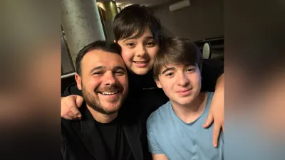 Богатейший азербайджанец показал сыновьям свои владения, фото - Новости Zakon.kz от 21.02.2025 20:21