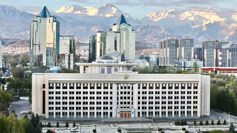 Алматыда Конституция күні қалай аталып өтеді