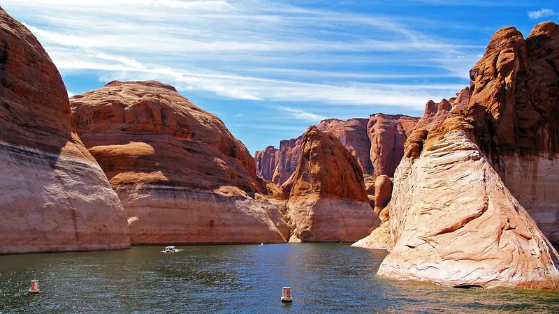 На Марсе нашли следы древних пляжных "курортов"