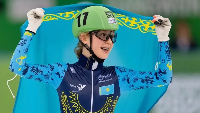 Казахстанки завоевали "серебро" на юниорском чемпионате мира по шорт-треку