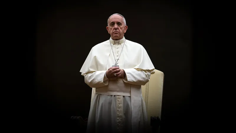 Папа Римский перенес приступ бронхоспазма