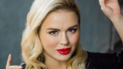 Певица, актриса и телеведущая Анна Семенович, фото - Новости Zakon.kz от 02.03.2025 07:27