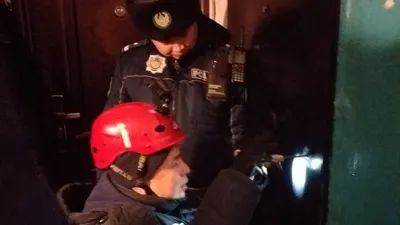 77-летнюю бабушку спасли в Кокшетау, фото - Новости Zakon.kz от 05.03.2025 00:01