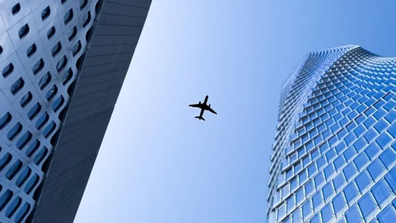 Экстренную посадку совершил пассажирский самолет в США