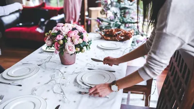 ресторан, сервировка стола, фуршет, фото - Новости Zakon.kz от 08.03.2025 13:39