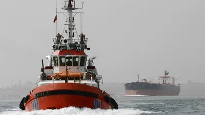 танкер, контейнеровоз, Стамбул, столкновение, фото - Новости Zakon.kz от 08.03.2025 10:43