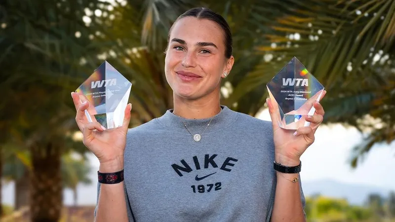 Арина Соболенко получила две награды от WTA за 2024 год