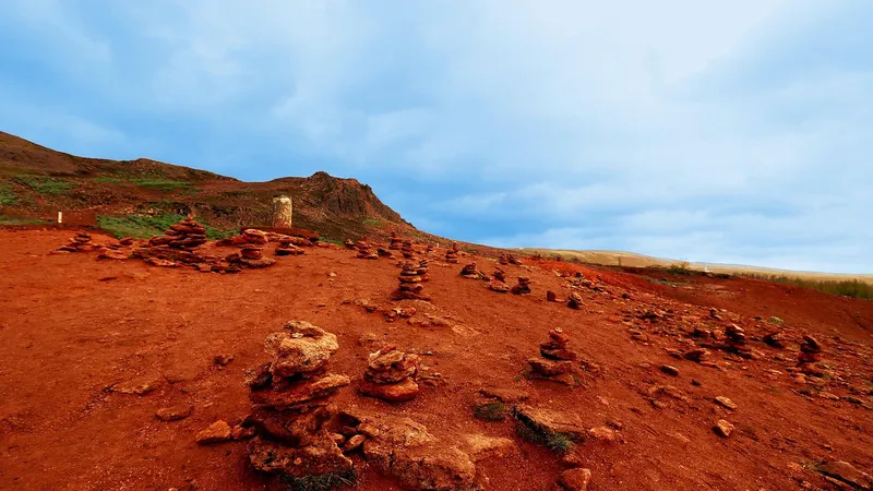 Сейсмоактивность Марса помогла найти воду на "мертвой" планете