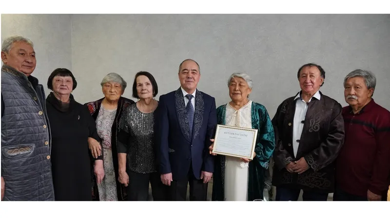 Аким ЗКО поздравил жителей региона с праздником Көрісу