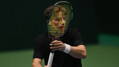 Казахстанский теннисист провел четвертьфинальный матч на турнире в Греции , фото - Новости Zakon.kz от 14.03.2025 16:30