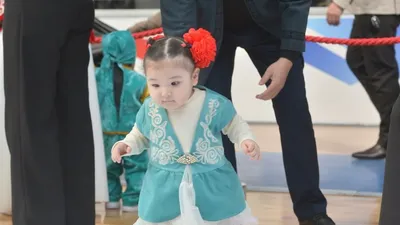 Жетысу, Талдыкорган, обряд тұсау кесу, Наурыз, обряд перерезания пут, казахские традиции, казахские обычаи, Наурызнама, фото - Новости Zakon.kz от 16.03.2025 12:46