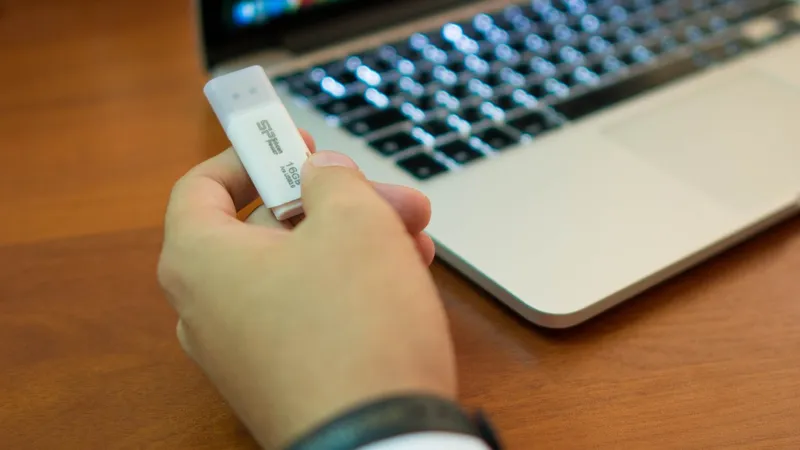 Использование чужой ЭЦП: что важно знать казахстанцам с 13 марта