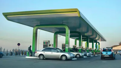 АЗС, бензоколонка, бензоколонки, заправка, заправки, бензин, автозаправка, автозаправки, цены на бензин, стоимость бензина, автозаправочная станция, автозаправочные станции, фото - Новости Zakon.kz от 19.08.2025 12:32