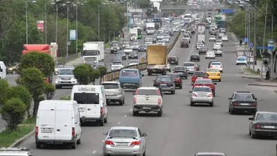 Машина, машины, авто, автомобиль, автомобили, дорога, дороги, транспортное движение, дорожное движение, дорожный трафик, фото - Новости Zakon.kz от 27.08.2025 14:54