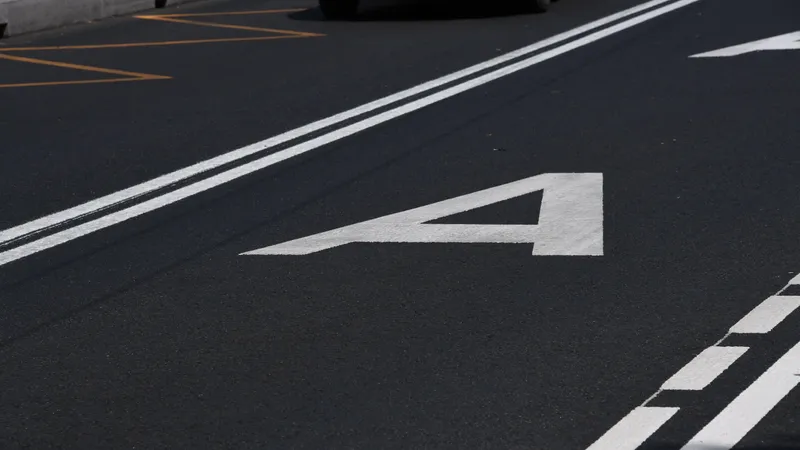 В Алматы запустили новую линию БРТ: кого начнут штрафовать без предупреждений