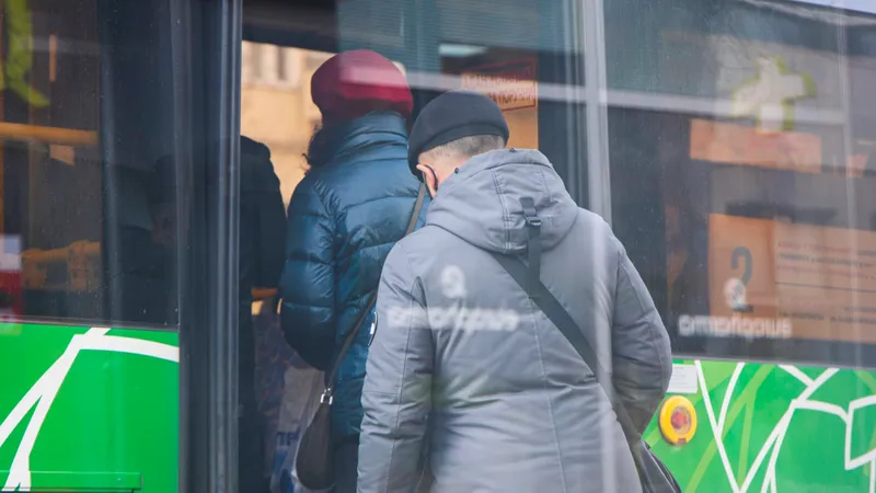 Пять автобусов изменят схемы движения в Алматы