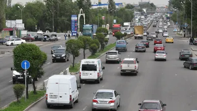 Машина, машины, авто, автомобиль, автомобили, дорога, дороги, транспортное движение, дорожное движение, дорожный трафик, фото - Новости Zakon.kz от 04.07.2025 15:35