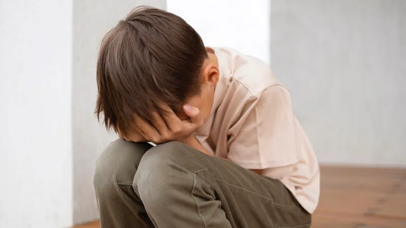 Кинул ребенка на землю – что грозит родителям особенного подростка в Алматы