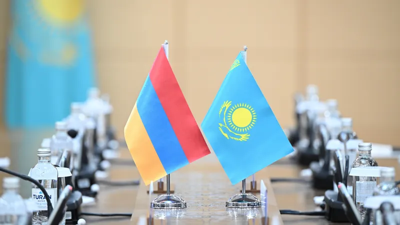 Казахстанцы смогут посещать Армению по удостоверению личности: Токаев подписал закон