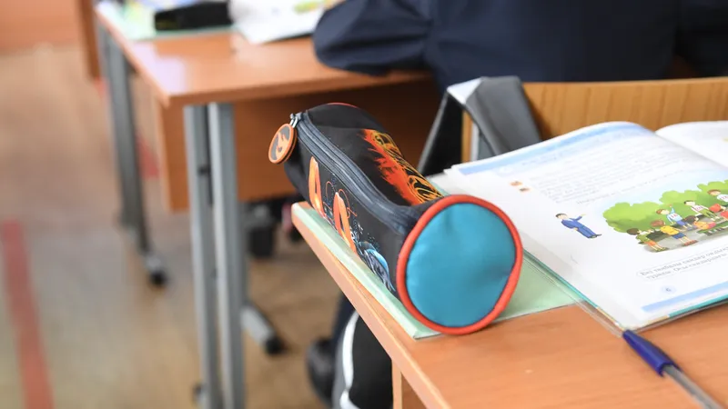 Глава Минпросвещения о штрафах за маты детей: Должны прийти к гуманным подходам