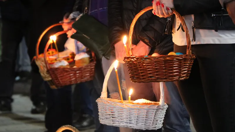 В Иерусалиме Благодатный огонь покажут только священникам