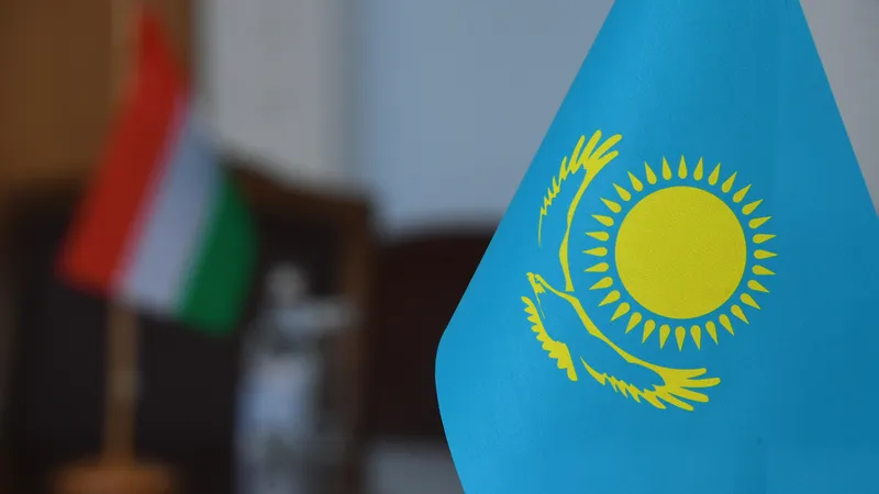 Казахстан и Таджикистан договорились укрепить двустороннее сотрудничество