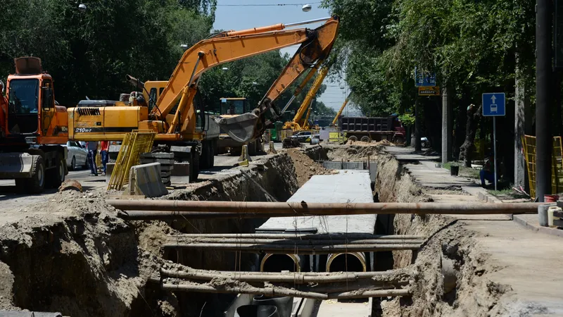 Почти на месяц полностью перекроют участок улицы Яссауи в Алматы
