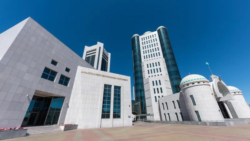 Начался онлайн-сбор предложений от граждан по совершенствованию парламентской системы