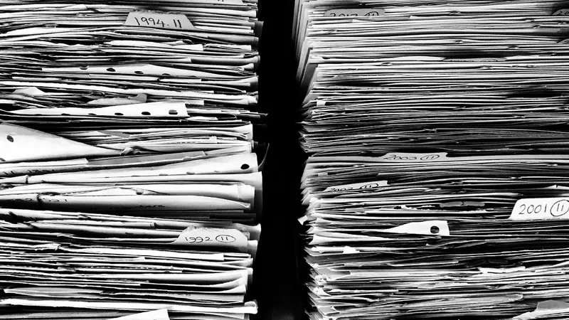 Более 100 госпредприятий Шымкента нарушили правила закупки бумаги