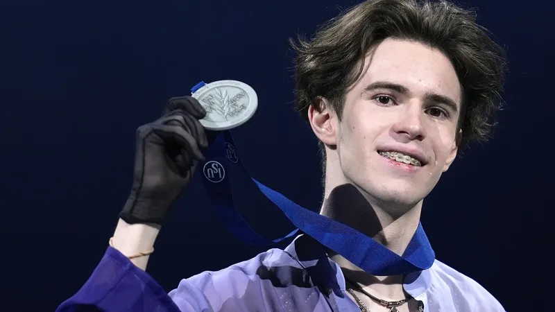 Шайдоров стал серебряным призером чемпионата мира по фигурному катанию