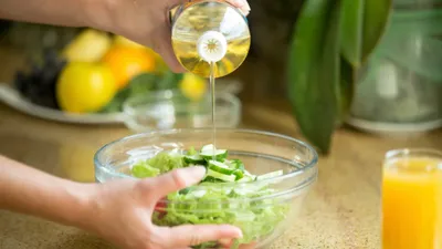 Подсолнечное масло, растительное масло , фото - Новости Zakon.kz от 10.05.2025 11:50