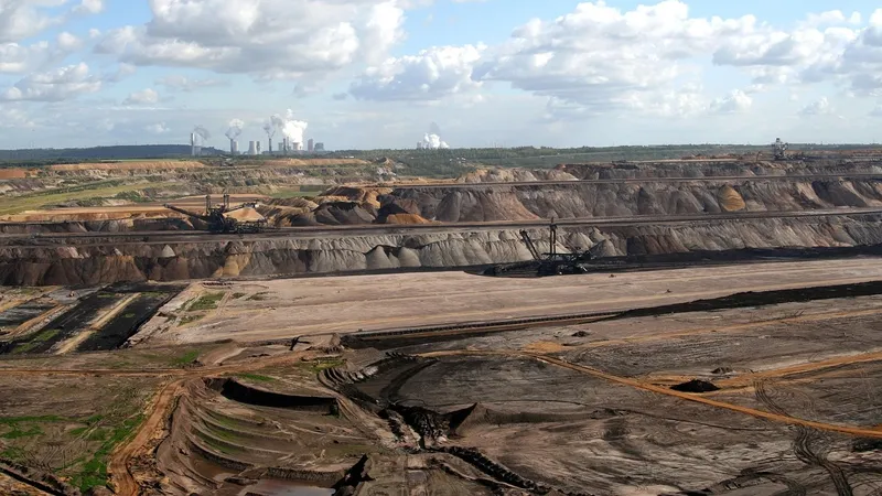 Часть земли Семипалатинского ядерного полигона отдадут под золотодобычу