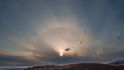 в небе гало, фото - Новости Zakon.kz от 01.04.2025 13:04