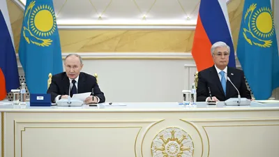 Президент Республики Казахстан Касым-Жомарт Токаев и Президент Российской Федерации Владимир Путин, Касым-Жомарт Токаев и Владимир Путин, Путин и Токаев, Токаев и Путин, Россия и Казахстан, Казахстанско-российские отношения, РФ и РК, отношения России и Казахстана, фото - Новости Zakon.kz от 12.11.2025 18:26