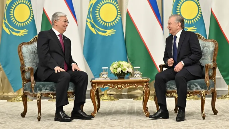 Токаев и Мирзиёев обсудили расширение взаимовыгодного партнерства