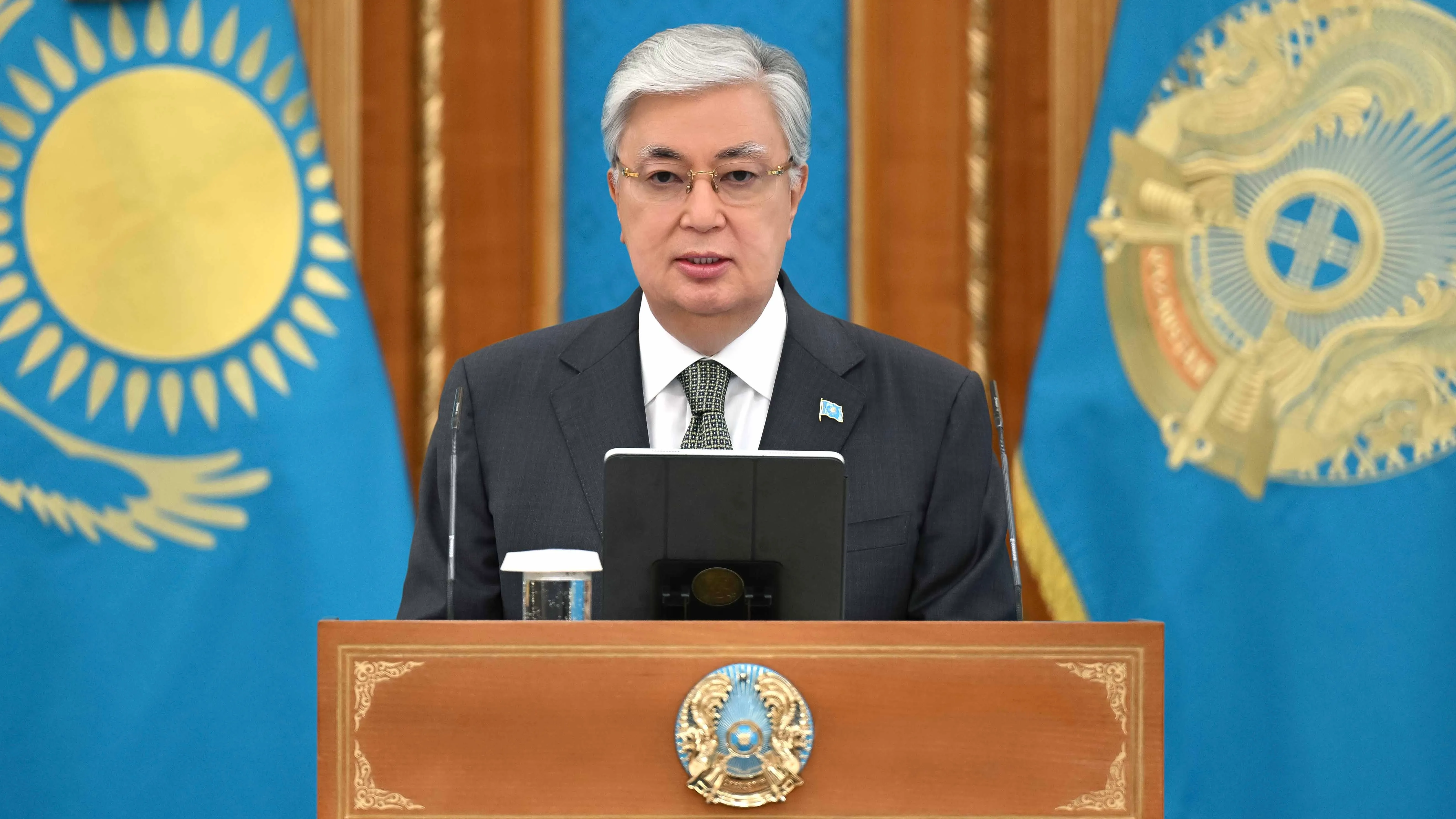 Әйелдер жөргегінің секс фотосуреттері