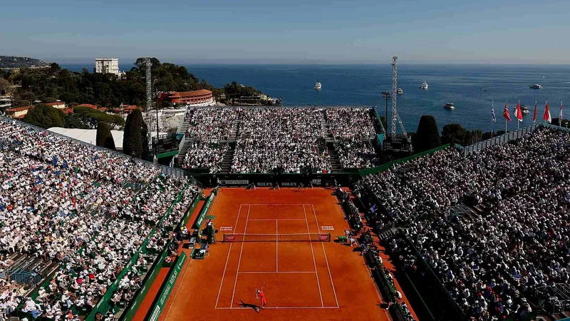 Стали известны обладатели уайлд-кард в основную сетку "Мастерса" в Монте-Карло с участием Бублика