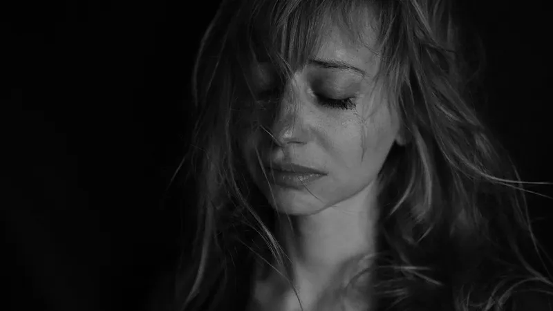 Прохожие спасли девушку от насильника на набережной в Актау