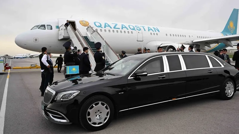 Токаев возвращается в Казахстан