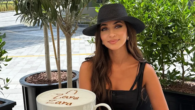 41-летняя певица Зара показала свою роскошную и красивую маму