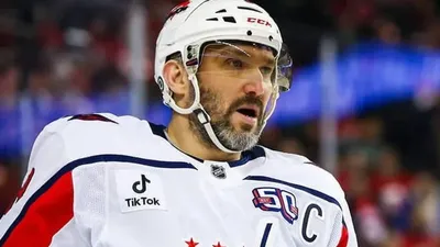 Александр Овечкин пробил второй рекорд, фото - Новости Zakon.kz от 06.04.2025 23:18