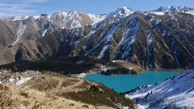 Большое Алматинское озеро, БАО, туристы, туристические места в Казахстане, природа Казахстана, развитие туризма в Казахстане, фото - Новости Zakon.kz от 23.04.2025 15:05