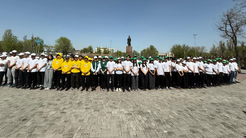 Экологическая акция "Таза Қазақстан" продолжается в Жамбылской области