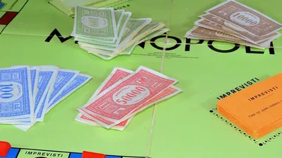 Игру "Монополия" перенесут в реалити-шоу, фото - Новости Zakon.kz от 09.04.2025 08:48