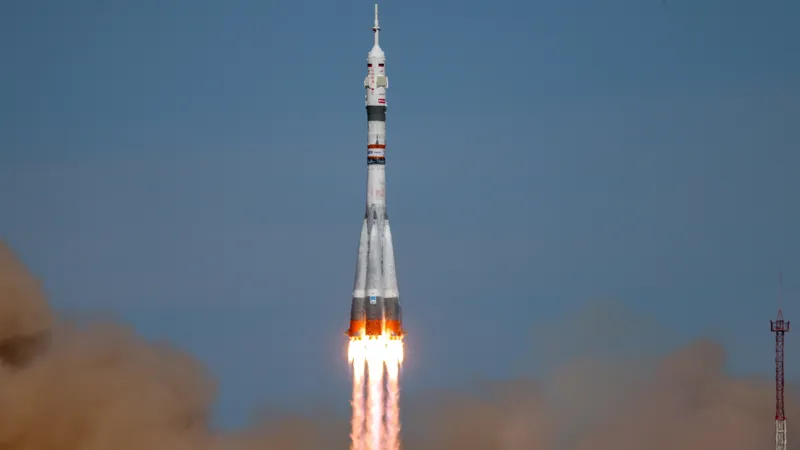 Ракета Победы стартовала с "Байконура" – видео с разных ракурсов