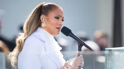 Дженнифер Лопес, американская певица, актриса , фото - Новости Zakon.kz от 08.04.2025 13:01