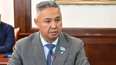 Азат Перуашев, руководитель партийной фракции Ак Жола, фото - Новости Zakon.kz от 09.04.2025 14:12