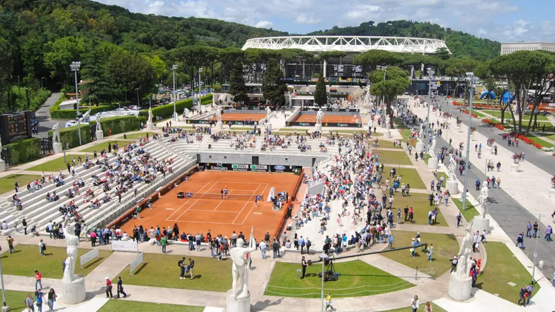 Стали известны обладатели уайлд-кард на мужской и женский "тысячники" в Риме