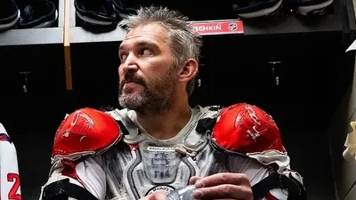 Хоккеист, лед, спортсмен, фото - Новости Zakon.kz от 10.04.2025 06:59