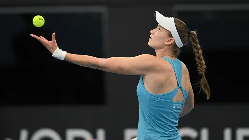 "Всех отвозила и забирала": Елена Рыбакина получила водительские права в Дубае